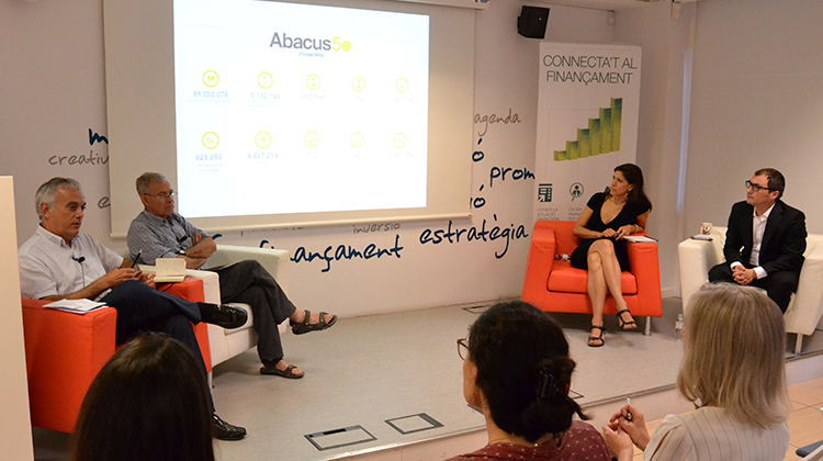 Miquel Àngel Oliva (Abacus), Carles de Ahumada (L'Olivera), Eva Polío (Femmefleur). Com es financen les cooperatives