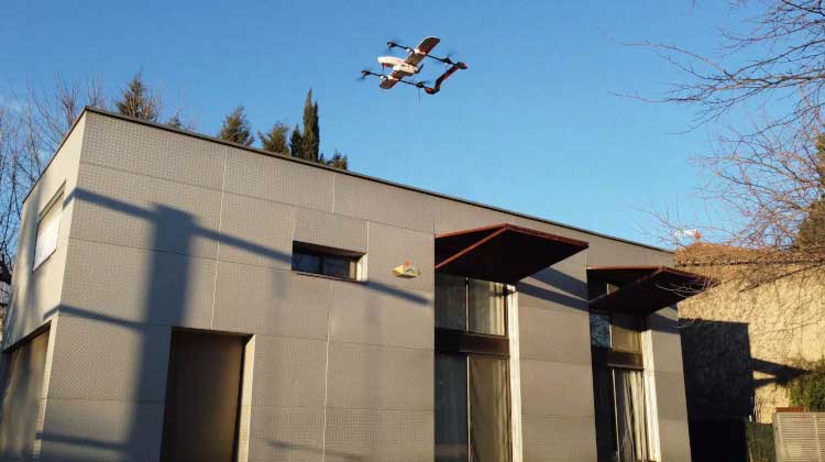 La startup catalana AldoraTech crea un tipus de dron fet amb impressió 3D per a l’entrega de paquets d’última milla