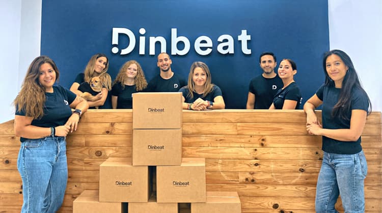 La startup catalana Dindog Tech tanca un acord amb la principal distribuïdora de veterinària dels Estats Units per introduir-hi la seva tecnologia 