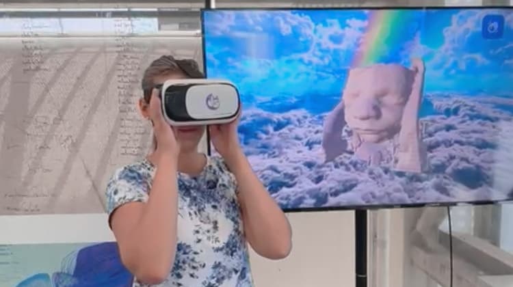 La startup catalana VRAIN desenvolupa una tecnologia per a veure ecografies prenatals en realitat virtual i augmentada