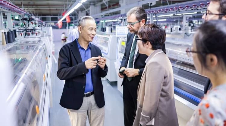 L’empresa xinesa Shanghai Jingqingrong Garment obrirà a Catalunya la seva primera planta de producció a l’estranger 