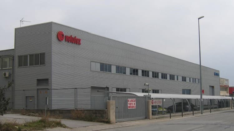 L’empresa catalana Velutex Flock introdueix els seus flocs i fibres tècniques al Japó