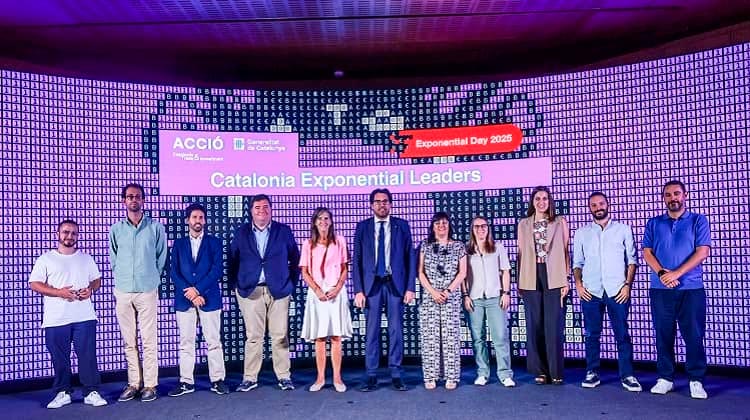 El 24% de les empreses catalanes han incorporat la intel·ligència artificial el 2024, el doble que l’any anterior