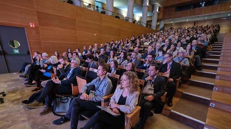 Tarragona reuneix més de 200 empreses en el Cluster Day d’ACCIÓ per abordar el concepte de la hibridació