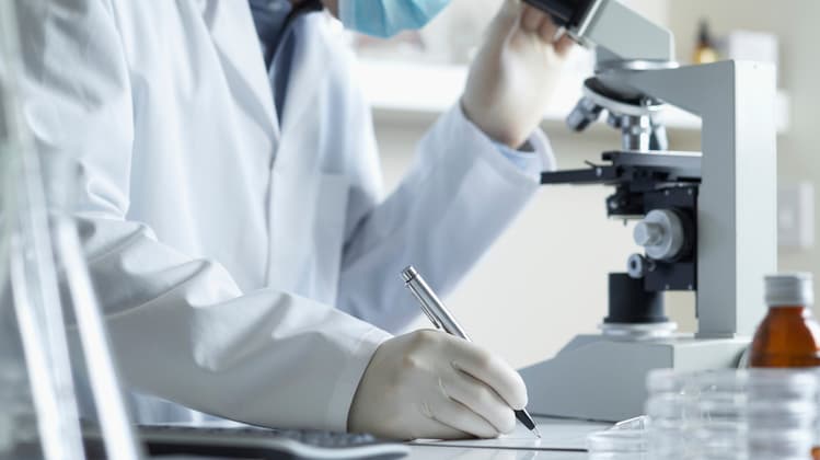 La Generalitat i la Comissió Europea finançaran al 100% més de 70 contractes d’investigadors en empreses i centres tecnològics 