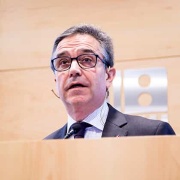 Relats, conduir la transformació de la mà del clúster