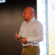 Els millors exemples d'innovació disruptiva: Salim Ismail a l'Exponential Day