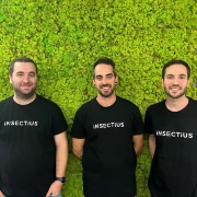 Insectius, la tecnologia per al cultiu d’insectes