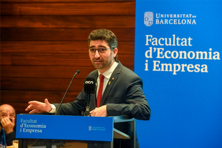 El vicepresident Puigneró durant la cloenda de l'acte de presentació de l'estudi