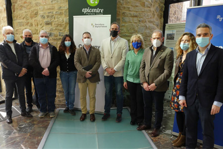 Foto de família amb les entitats promotores, coordinadores i col·laboradores del projecte