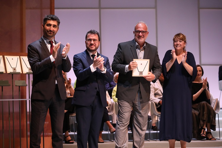 Lliurament de la Creu de Sant Jordi a  Jordi Puig
