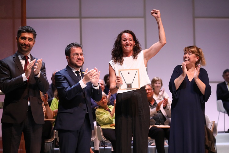 Lliurament de la Creu de Sant Jordi a Laia Palau